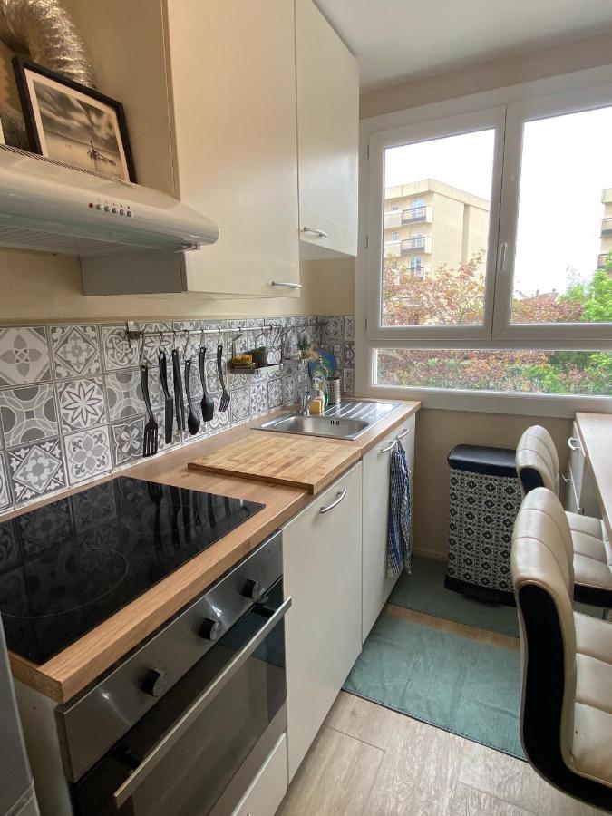 Superbe Appartement Au Calme Avec Parking Gratuit. Merignac  Luaran gambar